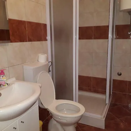 Rajka Apartman Lopar