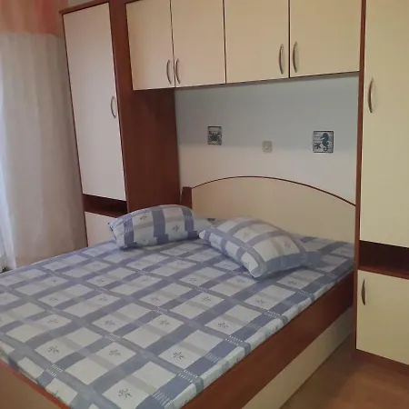 Διαμέρισμα Rajka Lopar