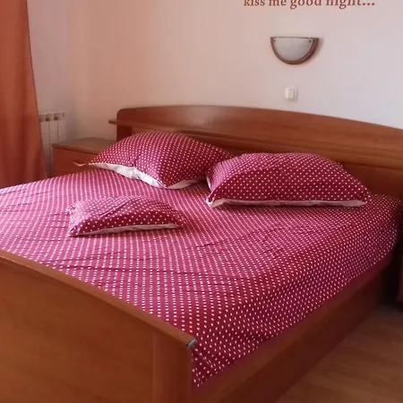 Rajka Apartman Lopar